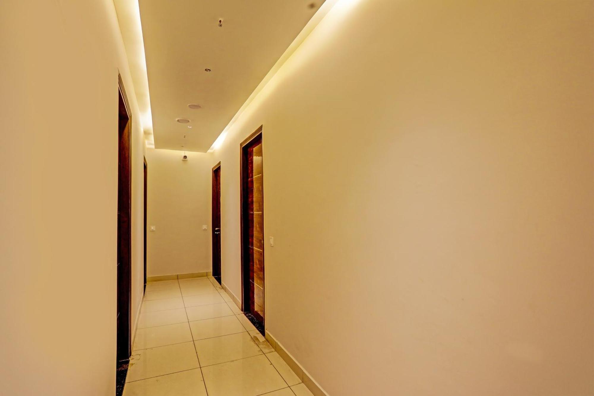 Hotel O Miraas Hotel And Banquet Hall Ludhiana Exterior foto