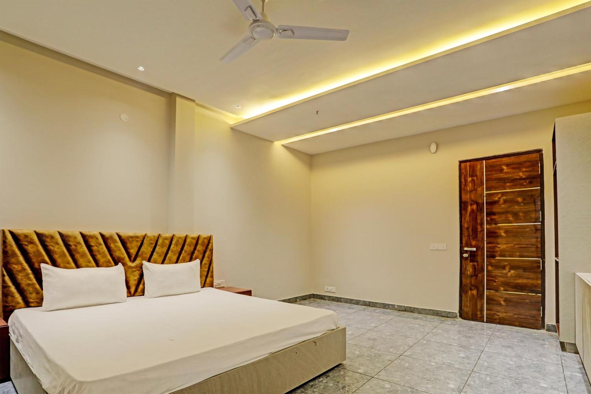 Hotel O Miraas Hotel And Banquet Hall Ludhiana Exterior foto